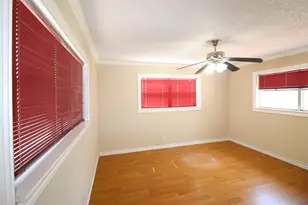 600 Livingston Dr, Hurst, TX 76053 - Photo 16