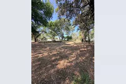 2305 County Road 425C, Cleburne, TX 76031 - Photo 32