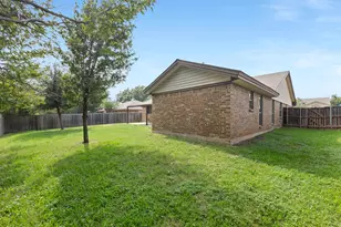 6728 Fair Meadows Dr, North Richland Hills, TX 76182 - Photo 24