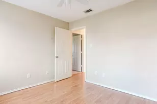 6825 Longleaf Ln, Fort Worth, TX 76137 - Photo 6