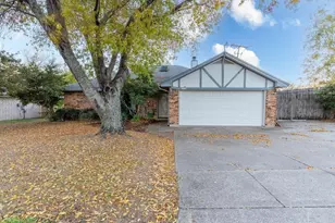6825 Longleaf Ln, Fort Worth, TX 76137 - Photo 1