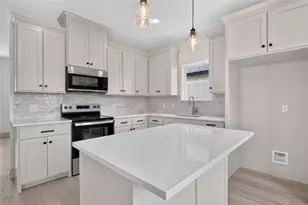 207 E South St, Itasca, TX 76055 - Photo 6