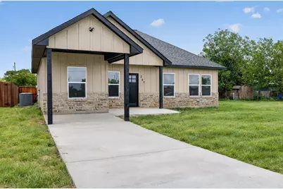207 E South Street, Itasca, TX 76055 - Photo 1