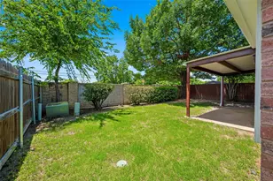 1209 Secretariat Dr, Grand Prairie, TX 75052 - Photo 24
