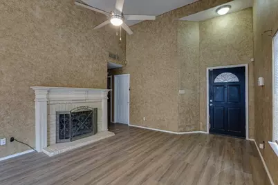 10611 Woodleaf Drive, Dallas, TX 75227 - Photo 2