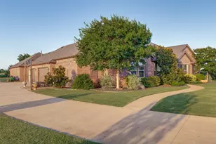 158 Whispering Winds Dr, Gunter, TX 75058 - Photo 4