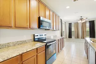 802 Swan Ridge Dr, Sherman, TX 75092 - Photo 14