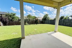 552 Kerry St, Crowley, TX 76036 - Photo 24