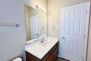 552 Kerry St, Crowley, TX 76036 - Photo 22