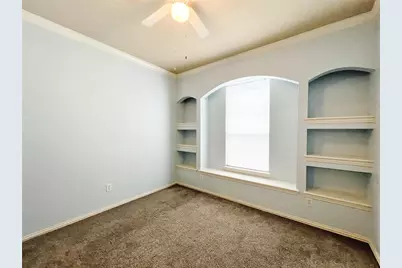 552 Kerry Street, Crowley, TX 76036 - Photo 10