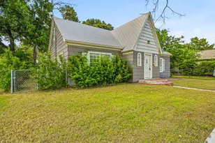 835 W Long St, Stephenville, TX 76401 - Photo 4