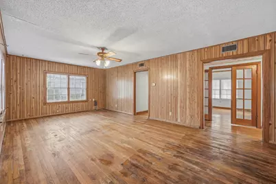 835 W Long Street, Stephenville, TX 76401 - Photo 6