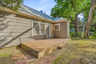 835 W Long St, Stephenville, TX 76401 - Photo 18