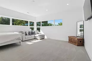 3932 Valley Ridge Rd, Dallas, TX 75220 - Photo 16