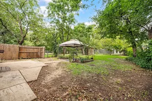 320 W Congress St, Denton, TX 76201 - Photo 18