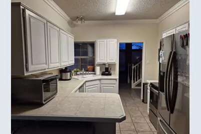 2035 Greenview Drive #B, Carrollton, TX 75010 - Photo 10
