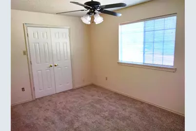 2035 Greenview Drive #B, Carrollton, TX 75010 - Photo 18