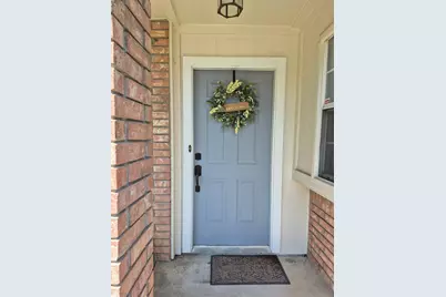 2035 Greenview Drive #B, Carrollton, TX 75010 - Photo 6