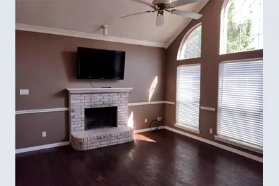 2035 Greenview Drive #B, Carrollton, TX 75010 - Photo 12