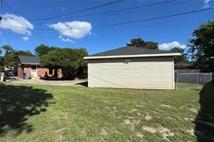 3537 Rockbluff Dr, Dallas, TX 75227 - Photo 18