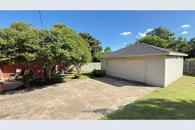 3537 Rock Bluff Drive, Dallas, TX 75227 - Photo 16