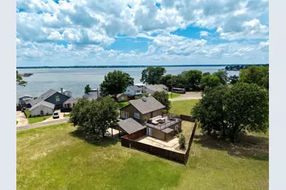 131 San Felipe Drive, Mabank, TX 75156 - Photo 2