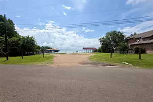 131 San Felipe Dr, Mabank, TX 75156 - Photo 32