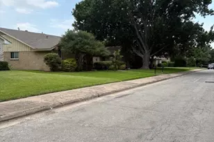 7726 Dentcrest Dr, Dallas, TX 75254 - Photo 20