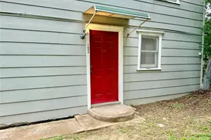 1004 Gregg St, Denton, TX 76201 - Photo 2