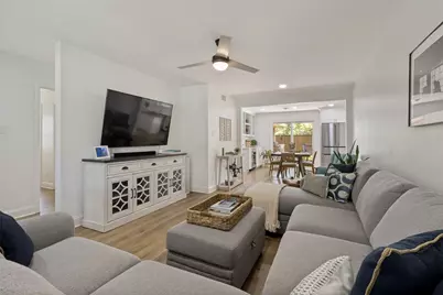8815 Larchwood Drive, Dallas, TX 75238 - Photo 8