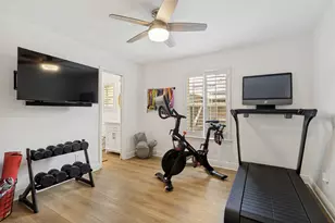 8815 Larchwood Dr, Dallas, TX 75238 - Photo 20