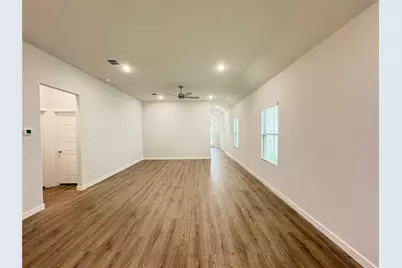 120 Greenbriar Drive, Princeton, TX 75071 - Photo 2