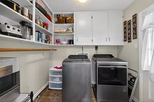 813 E Clinton Ave, Athens, TX 75751 - Photo 18