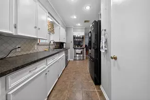 813 E Clinton Ave, Athens, TX 75751 - Photo 12