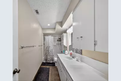 813 E Clinton Avenue, Athens, TX 75751 - Photo 30