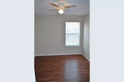 325 Angelina Drive, Arlington, TX 76018 - Photo 8