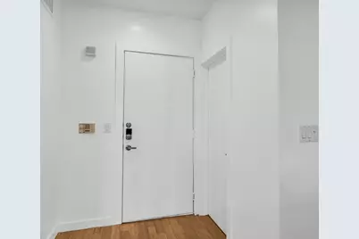 1111 S Akard Street #304, Dallas, TX 75215 - Photo 2