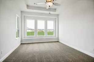 685 Red Maple Rd, Waxahachie, TX 75165 - Photo 24