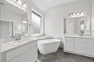 685 Red Maple Rd, Waxahachie, TX 75165 - Photo 28