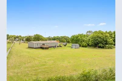 514 Blue Sky Court, Springtown, TX 76082 - Photo 6