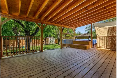 3807 Falls Drive, Dallas, TX 75211 - Photo 4