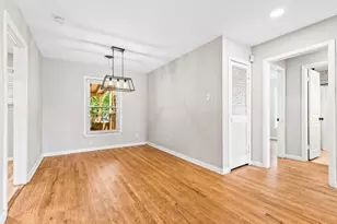 3807 Falls Dr, Dallas, TX 75211 - Photo 4