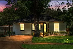 3807 Falls Dr, Dallas, TX 75211 - Photo 14