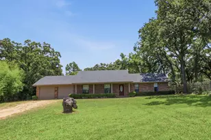 316 Shadywood Ln, Seagoville, TX 75159 - Photo 2
