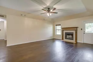 115 Pleasant Oaks Ln, Springtown, TX 76082 - Photo 8