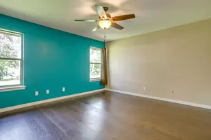 115 Pleasant Oaks Ln, Springtown, TX 76082 - Photo 34