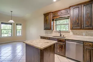 115 Pleasant Oaks Ln, Springtown, TX 76082 - Photo 20