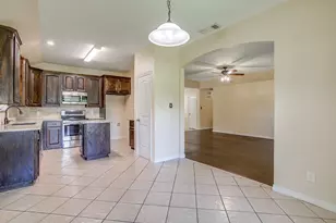 115 Pleasant Oaks Ln, Springtown, TX 76082 - Photo 14