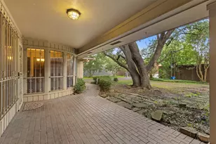 6907 Hillwood Ln, Dallas, TX 75248 - Photo 36
