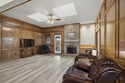 328 Lakewood Court, Coppell, TX 75019 - Photo 12